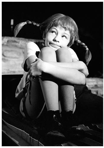 10er Set Postkarte PIPPI LANGSTRUMPF - Motiv: PL PIPPI NACHDENKLICH SCHWARZ-WEISS, Anlass: Kindermotive, Künstler/Verlag: KARTENKOMBINAT © Saltkråkan AB & AB Svensk Filmind, Größe: A6