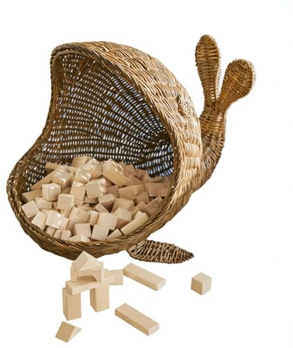Loberon Korb Cheruboo, braun | Fisch, Hai, Kids, Wal, Kreatives Wal-Design, Natürliches Rattan, Geräumig und dekorativ zugleich