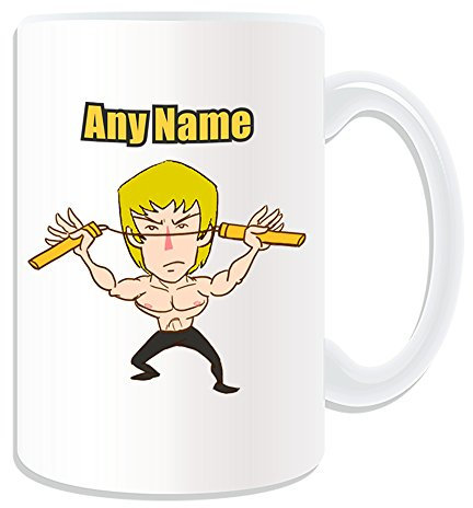 Personalisiertes Geschenk, großer Nunchaku Tasse Blonde (Martial Arts Design Thema, weiß) – alle Nachricht/Name auf Ihre einzigartige – Kung Fu Bruce Lee gelb Haar