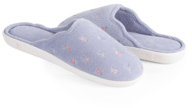 isotoner Women's Terry Embroidered Scalloped Clog, White, 6.5-7 M US