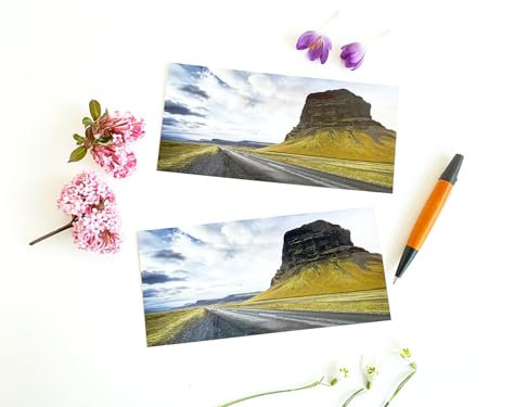Island Fotopostkarte – Endlose Straße durch die Berge | Minimalistische Landschaft, Naturfotografie – XXL Fotografie Postkarten 2er Set
