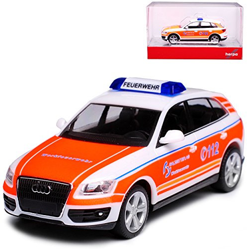 A*U*D*I Q5 8R Feuerwehr Salzgitter AG 1. Generation 2008-2016 H0 1/87 Herpa Modell Auto