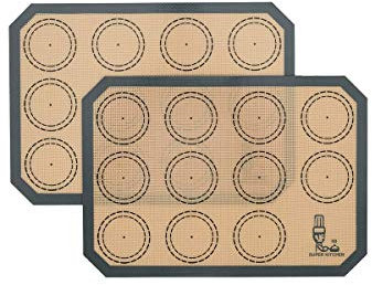 Folksy Super Kitchen Backmatten-Set, antihaftbeschichtet, 2 kleine Backmatten aus Silikon, für Kekse und Brot, 20,8 x 29,5 cm, Grau