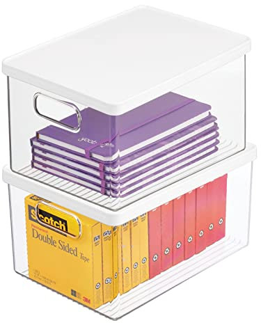 mDesign 2er-Set Schreibtischablage für Stifte, Notizzettel usw. – Aufbewahrungsbox mit Griffen und Deckel aus robustem Kunststoff – Ordnungshelfer für Büromaterialien – durchsichtig/weiß