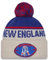 New Era New England Patriots NFL 2024 Sideline Historic Sport Knit Beige Blau Bommelmütze - One-Size