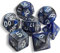 QMAY DND Dice Polyedrisches Würfel Set - 7 Stück für Dungeon und Dragons MTG RPG D&D D20, D12, D10, D%, D8, D6, D4 (dunkelblau und Silber)
