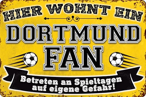 20x30cm Blechschild für Fußball Fans, hier wohnt ein Dortmund Fan – Wandschild, Türschild, Torschild, lustiger Fussball Spruch, Fanartikel