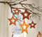 Dekoleidenschaft 5X Dekohänger Stern aus Metall in Rost-Optik, Ø 10 15 20 cm, Weihnachtsbaumschmuck für Drinnen & Draußen, Christbaumschmuck zum Aufhängen, Outdoor Tannen-Baumschmuck hängend
