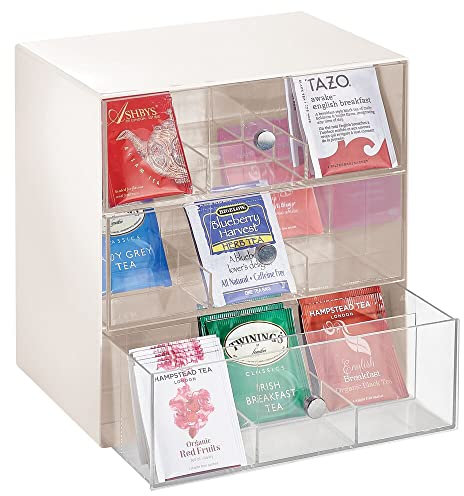 mDesign Aufbewahrungsbox für Teebeutel, Kaffeepads, Zucker usw. – kompakte Teekiste aus Kunststoff mit 27 Fächern – Küchen Organizer mit 3 Schubladen – Creme und durchsichtig