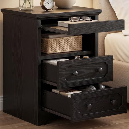IRONCK Nachttisch mit 2 Schubladen, offenem Fach und Ausziehablage, Schwarz | Modernes Design aus Holzwerkstoff, vielseitig für Schlafzimmer und Wohnzimmer mit praktischem Stauraum