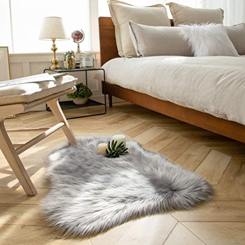 JXLOULAN Fluffy Faux Sheepskin Rug Grey 75x120 cm- Hypoallergenic Non-Shedding Area Rug for Living Room/Bedroom/Kids Room, Cloud-Like Soft & Machine Washable