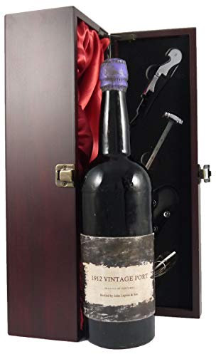 Vintage Port 1912 John Lupton & Son in einer mit Seide ausgestatetten Geschenkbox. Da zu vier Wein Zubehör, Korkenzieher, Giesser, Kapselabschneider,Weinthermometer, 1 x 750ml