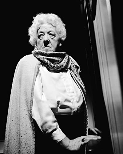 worldphotographs Murder Ahoy (1964) Margaret Rutherford Miss Marple 10x8 Photo