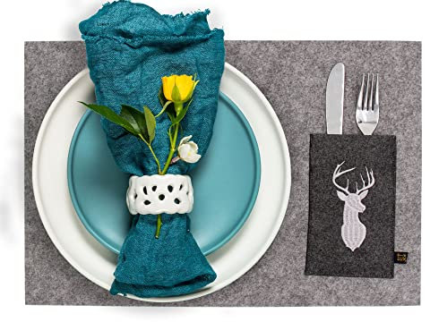 Filz Platzset Motiv Hirsch 4er Set 45x30cm, waschbar, Platzmatten Graumeliert mit edel bestickter Bestecktasche. Designer Tischset für Innen & Außen
