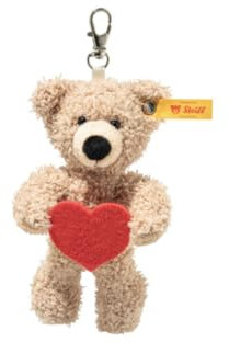 Steiff Anhänger Teddybär Fynn 12cm beige Love, Schlüsselanhänger, kuscheliger Teddy aus Plüsch mit rotem Filzherz, Glücksbringer, ideale Geschenkidee, waschmaschinenfest