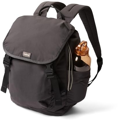 Bellroy Cinch Backpack (leichter 20-Liter-Rucksack mit externer Unterteilung und verstellbaren Schultergurten) - Charcoal