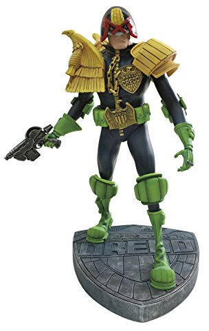 Diamond Comic Distributors Dark Horse Deluxe Judge Dredd: Artist Edition Vinyl-Statue: Mike McMahon Version Statue