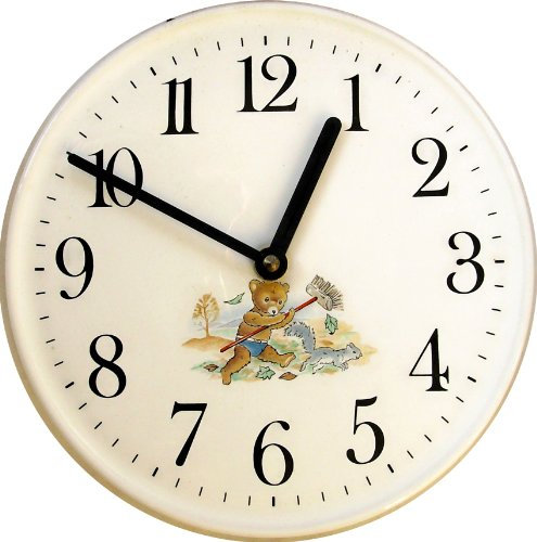 Artline Quarz Kinderuhr Bär mit Besen und Eichhörnchen klein, rund, Junghans Quarzwerk made in Germany