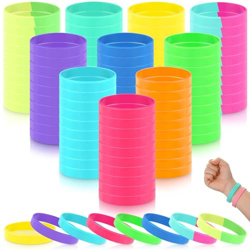 Huquary 100 Pcs Solid Color Rubber Wristbands Rubber Bracelets Silicone Wristbands Sports Elastic Rubber Bulk Adult Wrist Bands for Event Women Men Silicone Bracelets Party Decorations (Neon Color)