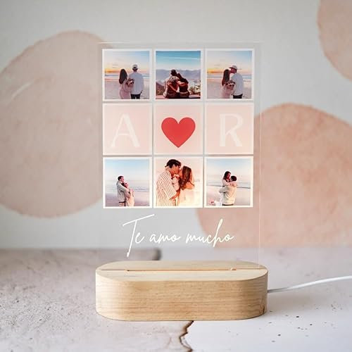 Cristal Plaque Lámpara LED Personalizada con 6 Fotos y ‘AMOR’ con dedicatoria abajo – Metacrilato Premium y Base de Madera Iluminada – Regalo Emotivo Día de San Valentín, de la Madre y Aniversarios.