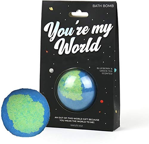 Gift Republic - Riesen Badebombe You are my world | Badekugel für die Badewanne 1x | Bubble pearl Blaubeer-Grünttee Duft | 1 Bubble bathtub pearl | Geschenk an Weihnachten, Geburtstag, Valentinstag