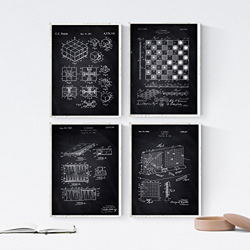 Nacnic Schwarz Brettspiele Patent Poster 4-er Set. Vintage Stil Wanddekoration Abbildung von Familie Spielen und Freizeit. Verschiedene geometrische Alte Erfindungen Bilder ohne Rahmen. Größe A4.