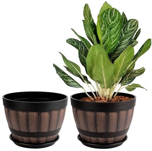 BELLE VOUS 2 Pack of Plastic Half Barrel Plant Pots - 9 Inch Flowerpots with Drainage Holes & Saucers for Indoor/Outdoor - Decorative Planters for Home/Garden - Rustic Wood-Look Wine Barrels