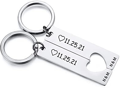 Schlüsselanhänger Personalisiert für Mama Partner Frauen Freundin, Gravur Herz Puzzle Schlüsselanhänger Geschenk Muttertag (Silber Text