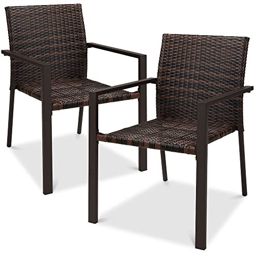 Best Choice Products Set mit 2 stapelbaren Rattan-Esszimmerstühlen, Allwetter-Feuerstelle, Sessel mit Armlehnen, Stahlrahmen für Terrasse, Deck, Garten, Hof - Braun