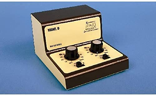 Gaugemaster GMC-D Twin Track Cased Controller