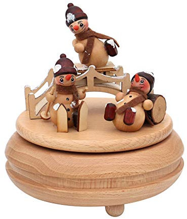 Dekohelden24 Holzspieldose mit lustigen, sitzenden Schneemannfiguren, Melodie: Leise rieselt der Schnee, ca. 13 x 13 x 16 cm