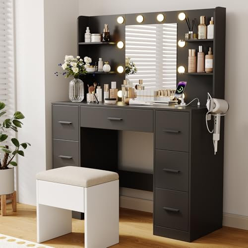 Devoko Große Schminktisch mit LED Beleuchtung und Hocker, Frisiertisch mit Spiegel und Steckdose, 7 Schubladen, Offenen Regalen, Moderner Kosmetiktisch (Schwarz)