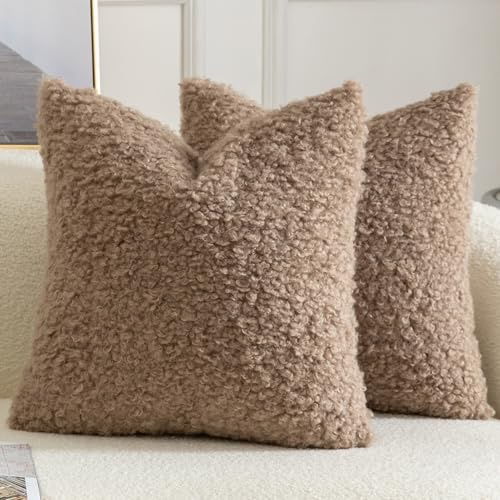 Yaertun 2er Set Kissenbezug Teddywolle Faux Pelz Dekorative Kissenbezüge Plüsch Bouclé Sofakissen Couchkissen Dekokissen Zierkissenbezug Deko Kissenhülle Schlafzimmer Wohnzimmer 40x40 cm Khaki