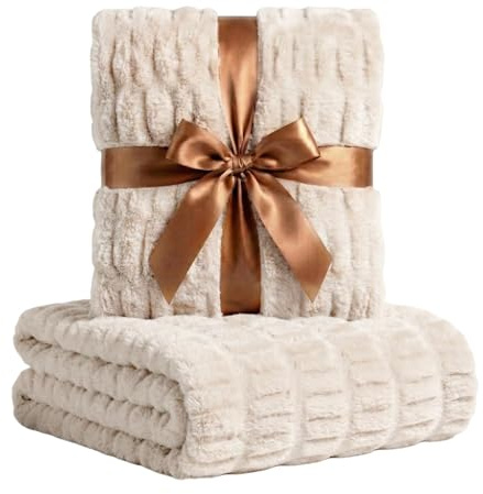 Luxury Concepts Weiche Überwurfdecke aus Kaninchenfell, 127 x 152,4 cm, Elegantes gerüschtes Design, maschinenwaschbar und knitterfrei, leichte beige Überwurfdecke für Couch, Sofa und Bett