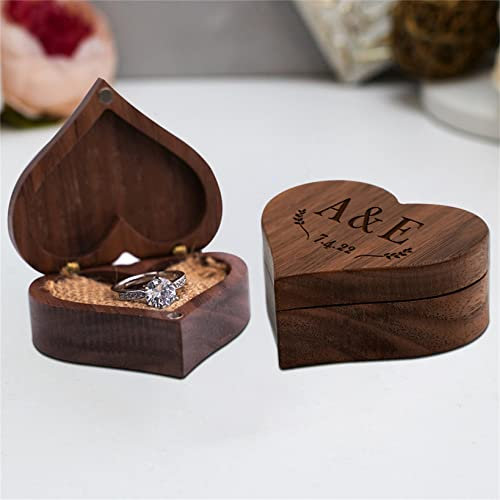 Wellhoope Personalisierte Herz-Ring-Box aus Holz graviert Schmuckschatulle Verlobungs-Ehering-Etui Antrags-Ring-Schmuck-Organizer Ringhalter-Box für Hochzeitszeremonie