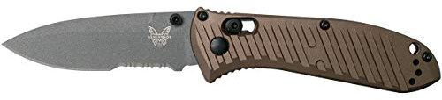 Benchmade Navaja mini presidio con hoja de acero CMP M4 con cerakote de 8 cm y empuñadura de aluminio de 10,8 cm Caza, Pesca, Camping, Outdoor, Supervivencia y Bushcraft + Portabotellas de regalo