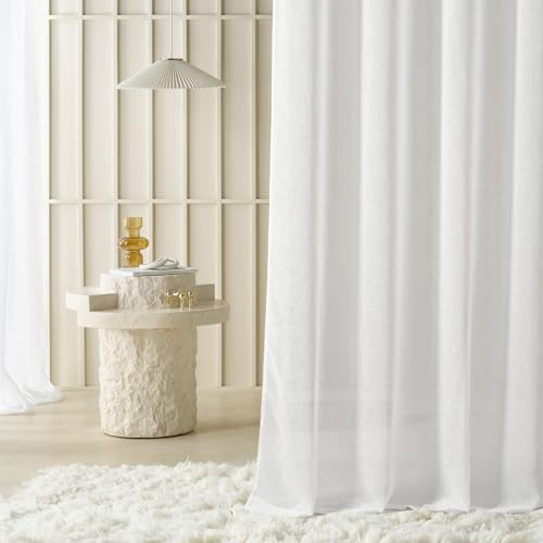 ROOM99 Gardine mit Ösen Sensia 140 x 250 cm Breite x Höhe Transparent Modern Vorhang Schal Wohnzimmer Schlafzimmer Weiß Leinenoptik glatt, 1 Stück