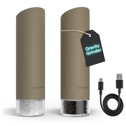 LARS NYSØM Gravity Grinder - Elektrisches Salz- und Pfeffermühlen Set - USB-C Wiederaufladbare Automatische Gewürzmühlen, Einstellbarer Mahlgrad, Einhandbedienung für die Küche (Taupe Brown)