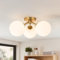 OYIPRO Mid Century Modern Deckenleuchte, halbbündige Montage Glaskugel Sputnik-Leuchte, gebürstetes Messing Deckenlampe für Wohnzimmer, Esszimmer, Schlafzimmer, 3 Lichter