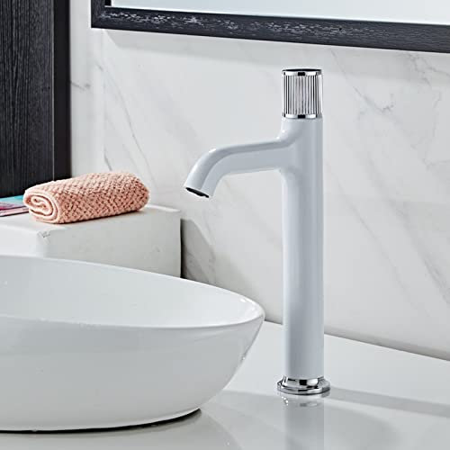 Tous les robinets d'eau chaude et froide cuivrés avec robinet monotrou blanc et chromé