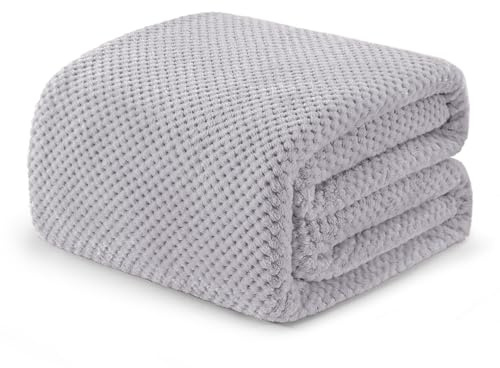 Exclusivo Mezcla Decke Kuscheldecke Flauschig Fleecedecke Wohndecke mit Waffelmuster, Leichte, Weiche und Warme Sofadecke Bettüberwurf, 150x200 cm Hellgrau