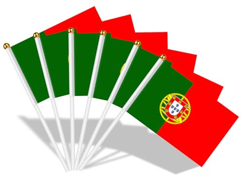 AhfuLife 15 banderas de Portugal en palos para decoración de fiestas, banderas portuguesas pequeñas de mano de 14 x 21 cm con poste blanco de 30 cm para decoración del Día Nacional, Copa del Mundo
