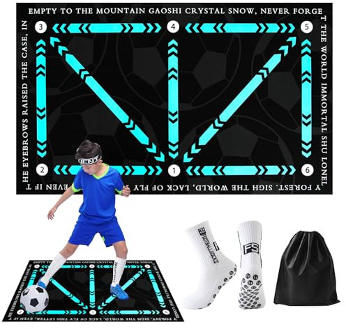 GYHWOFUL Fußball Trainingsmatte 60x90 CM mit Fußballsocken und Aufbewahrungsbeutel, Stoßdämpfende Rutschfest, Training Schritt Fussballmatte, Sport Ballkontrolle für Zuhause, Fussball Trainingszubehör