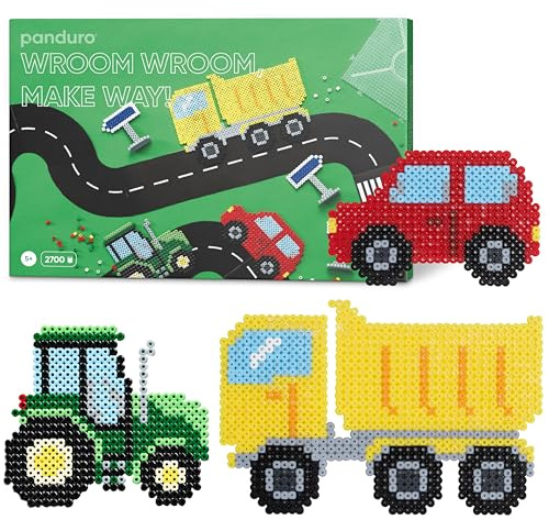 Panduro Bügelperlen Midi Kit – 3.000 Bügelperlen Ø5 mm in 13 Farben und 2 Steckbretter – Straßenaufkleber und Fahrzeugmuster – DIY-Bastelset für Kinder ab 5 Jahren – Perfekt für Fahrzeugprojekte.