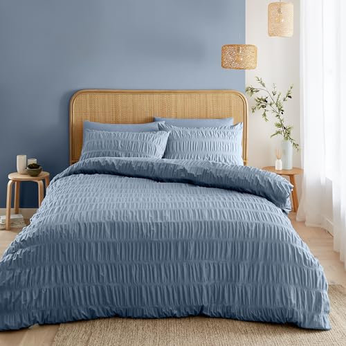Catherine Lansfield Seersucker Super King Duvet Cover Set with Pillowcases Blue
