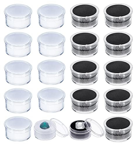 CHGCRAFT 20Pcs 2 Farben Mini Runde Stein Box Kleine Lose Diamant Edelstein Vitrine Kunststoff behälter Halter mit klarem Deckel und Schwamm, schwarz und weiß, 1,2 × 0,7 Zoll