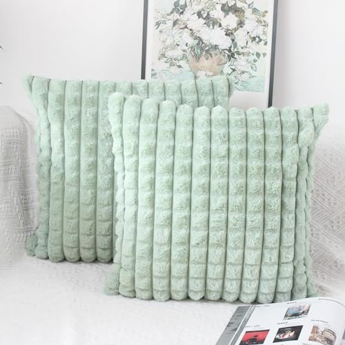 OYIMUA Salbei Grün Kissenbezug 45x45 2er Set Flauschig Kuschelkissen Plüsch Kissenbezüge Dekokissen Weich Pelz Kissenhülle Luxus Sofakissen Quadratisch Deko Kissen