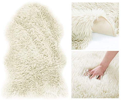 AmeliaHome Teppich Lammfell Kunstfell Hochflor Bettvorleger Dokka Ecru 50x80 cm