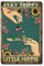 YLUYINOM Blechschild Gemälde Stay Trippy Little Hippie Weed Floral Poster, Hippie Wandkunst, Hippie Kunst, Hippie Poster, Hippie Geschenk, kein gerahmtes 20.3x30.5 cm Blechmalerei, schwarz