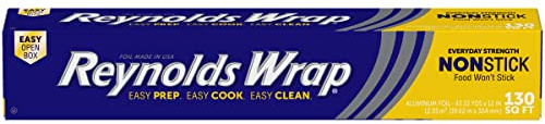 Reynolds Papel de aluminio antiadherente, rollo de papel de aluminio antiadherente, evita que los alimentos se peguen y la limpieza desordenada, ideal para cubrir cacerolas y sobras, 43.33 yardas x 12